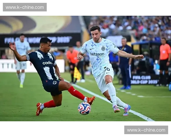 欧冠直播一站式观看平台精彩赛事全程高清不间断体验畅享豪门对决与实时解说 欧冠直播一站式观看平台精彩赛事全程高清不间断体验畅享豪门对决与实时解说